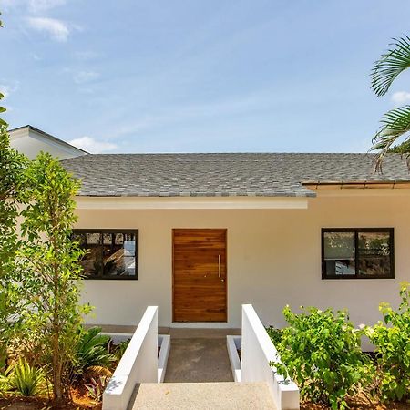 Villa Nirvana, 3 Bedrooms, Chaweng Noi サムイ島 エクステリア 写真